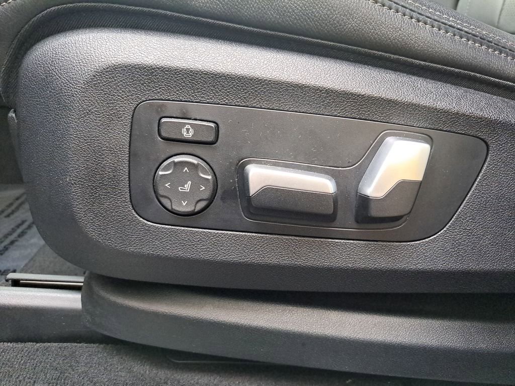 Used 2022 BMW X5 xDrive40i w/ Climate Comfort Package image 25