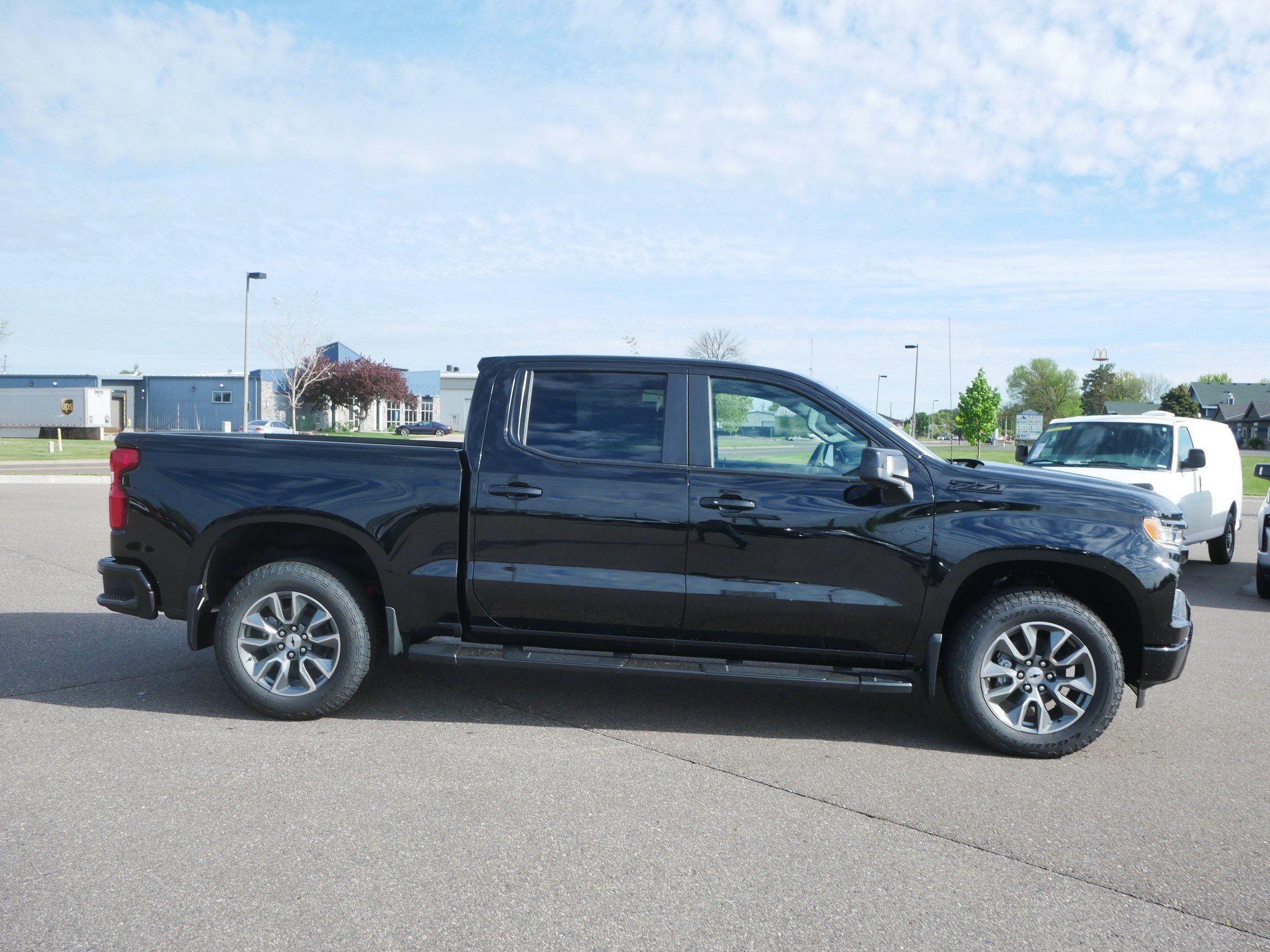 New 2026 Chevrolet Silverado 1500 RST w/ RST All Star Premium Package AWD/4WD image 2