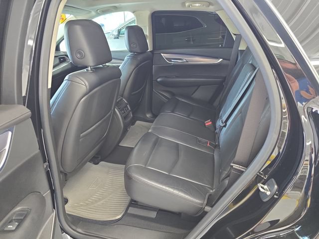 Used 2017 Cadillac XT5 Premium Luxury AWD/4WD image 10