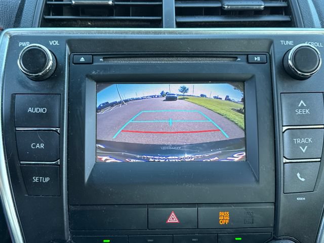 Used 2017 Toyota Camry SE FWD image 31