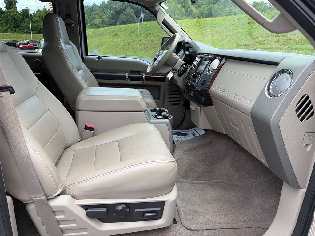 Used 2010 Ford F350 2WD Crew Cab Super Duty image 29
