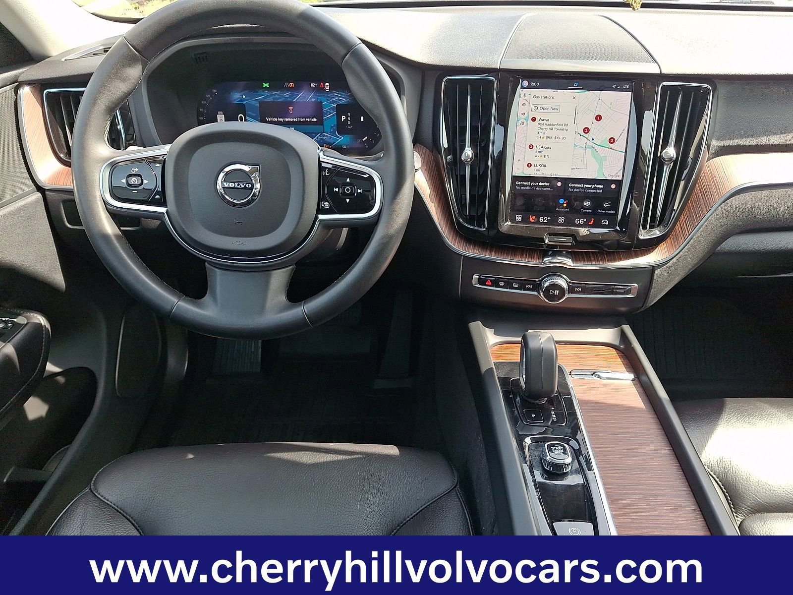 Certified 2023 Volvo XC60 B5 Plus w/ Protection Package Premier image 12