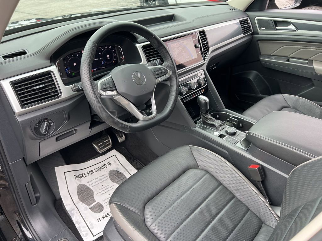 Used 2023 Volkswagen Atlas SEL Premium image 15