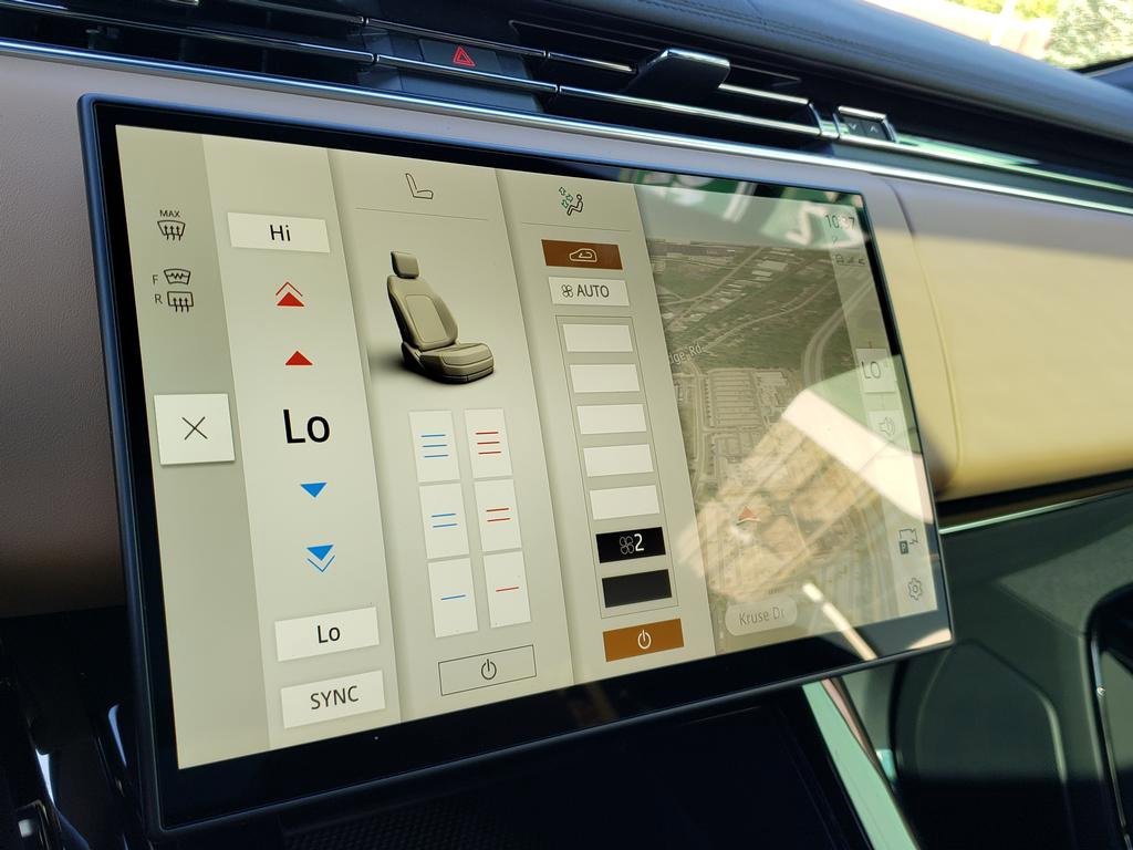 New 2025 Land Rover Range Rover Sport Dynamic SE image 24