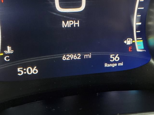 Used 2024 Chrysler Pacifica Touring-L FWD image 17