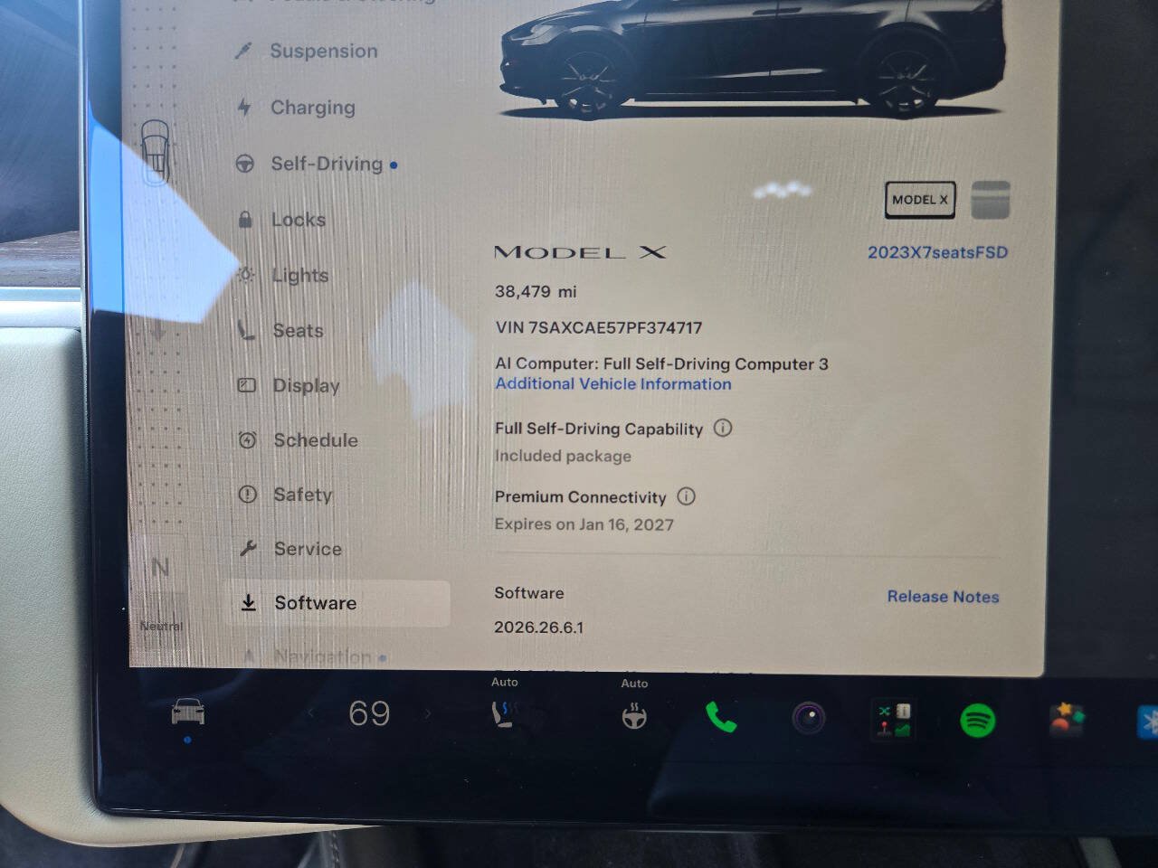 Used 2023 Tesla Model X AWD/4WD image 34