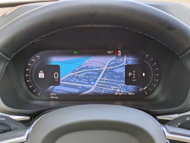Certified 2025 Volvo XC60 B5 Plus AWD/4WD image 34
