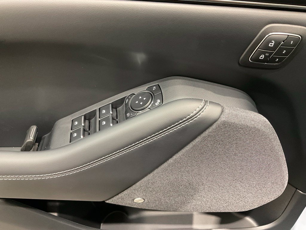 Used 2026 Ford Mustang Mach-E Premium RWD image 7
