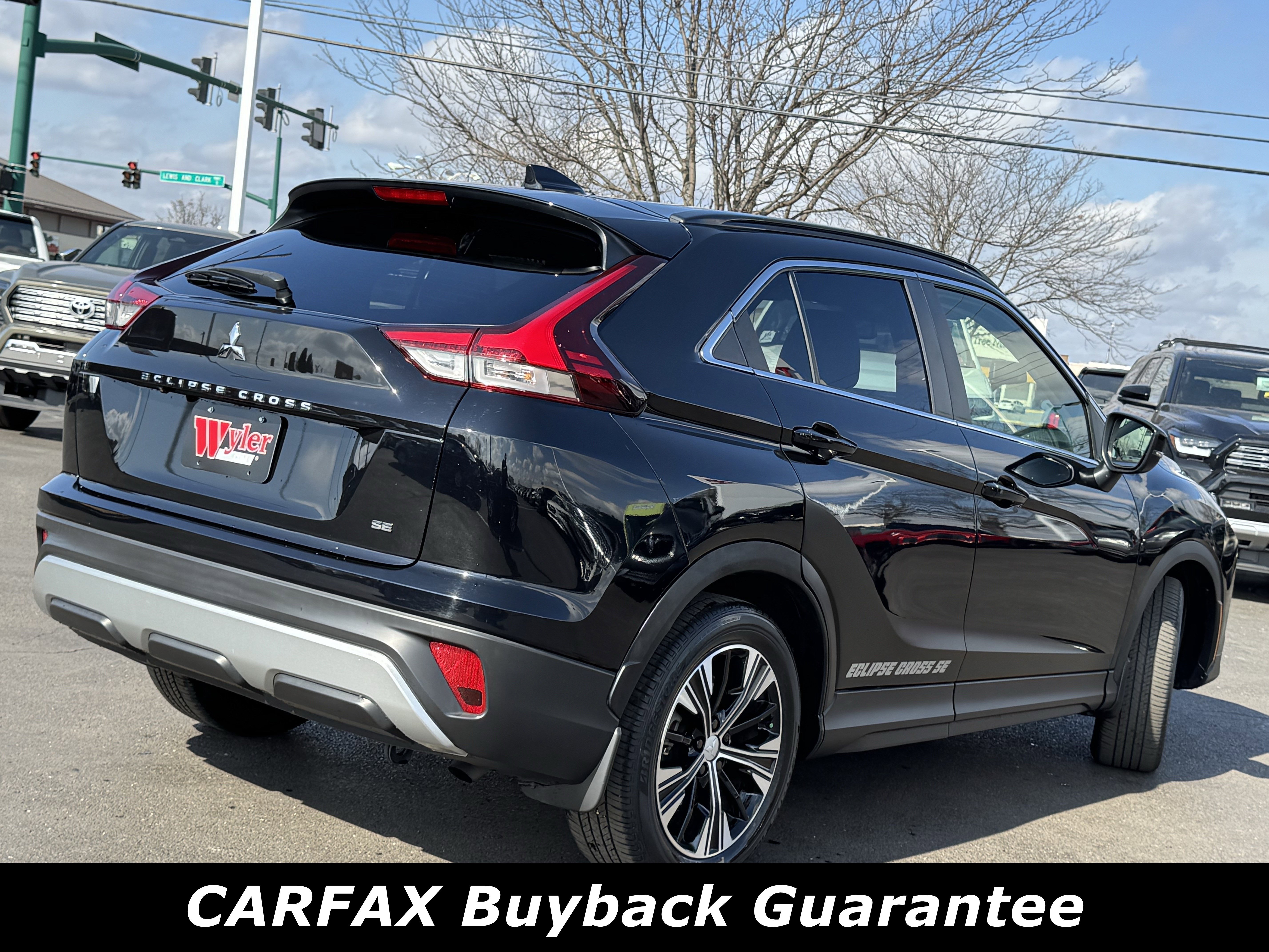 Used 2022 Mitsubishi Eclipse Cross SE image 3