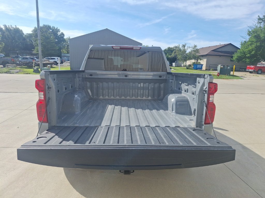 Used 2024 Chevrolet Silverado 1500 LT AWD/4WD image 20