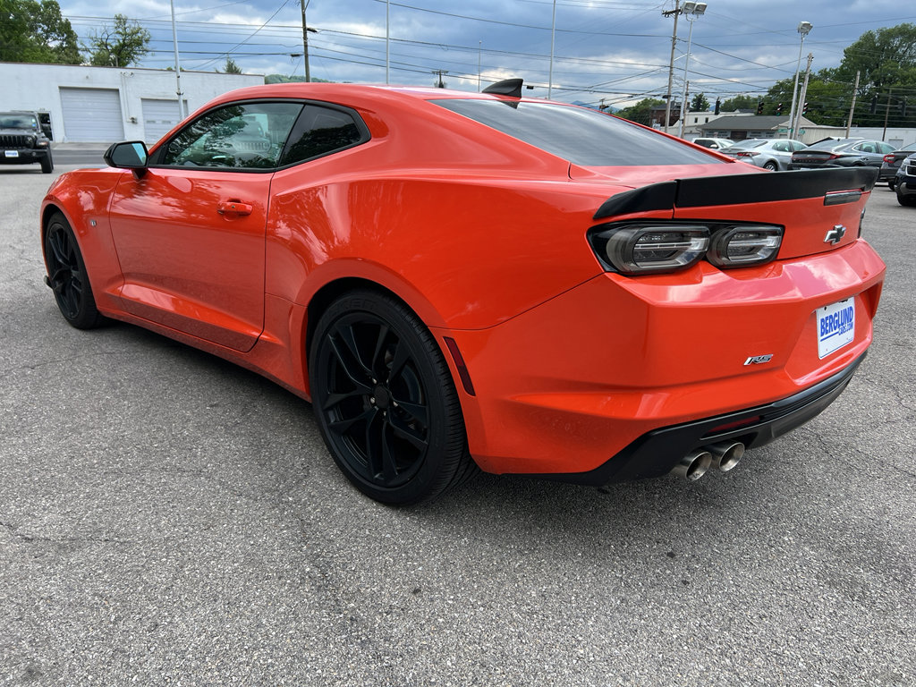 Used 2019 Chevrolet Camaro LT w/ 1LE Track Performance Package RWD image 4