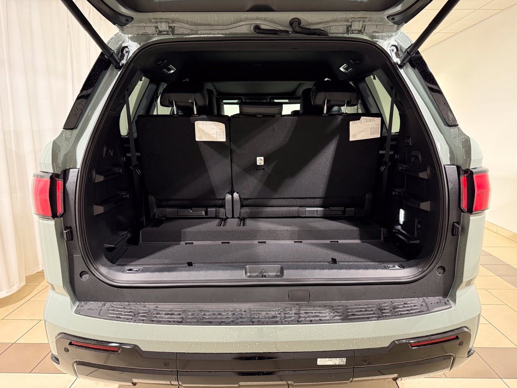 New 2026 Toyota Sequoia Platinum w/ TRD Off-Road Package AWD/4WD image 11