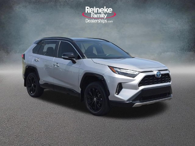 Used 2022 Toyota RAV4 XSE AWD/4WD image 3
