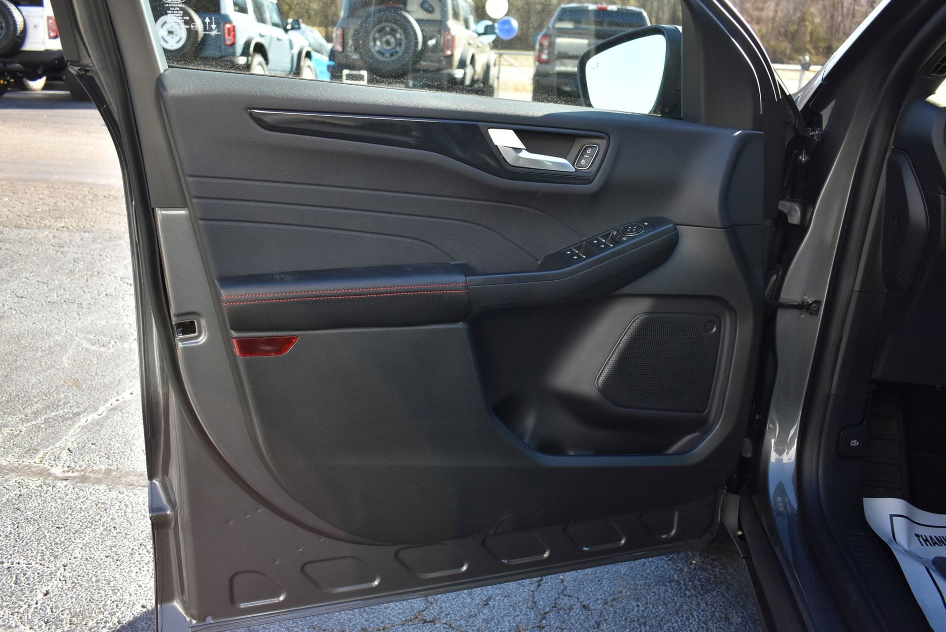 New 2026 Ford Escape ST-Line w/ Cold Weather Package AWD/4WD image 16