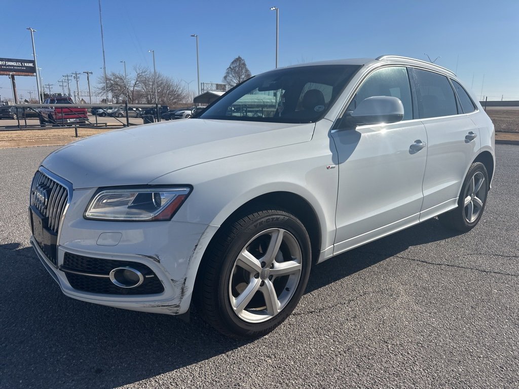 Used 2017 Audi Q5 2.0T Premium Plus w/ Technology Package image 1