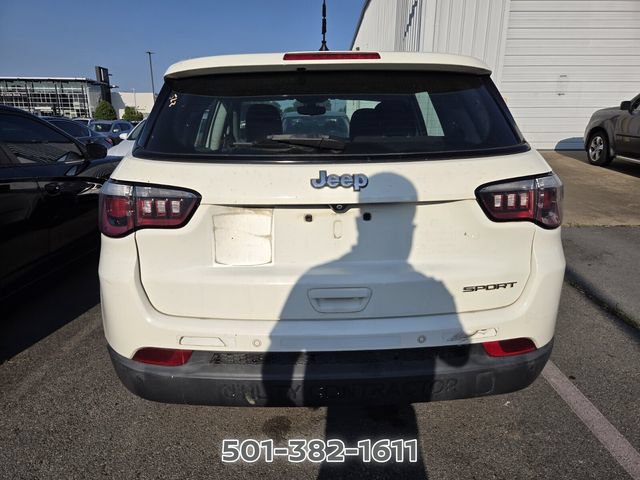 Used 2018 Jeep Compass Sport FWD image 3