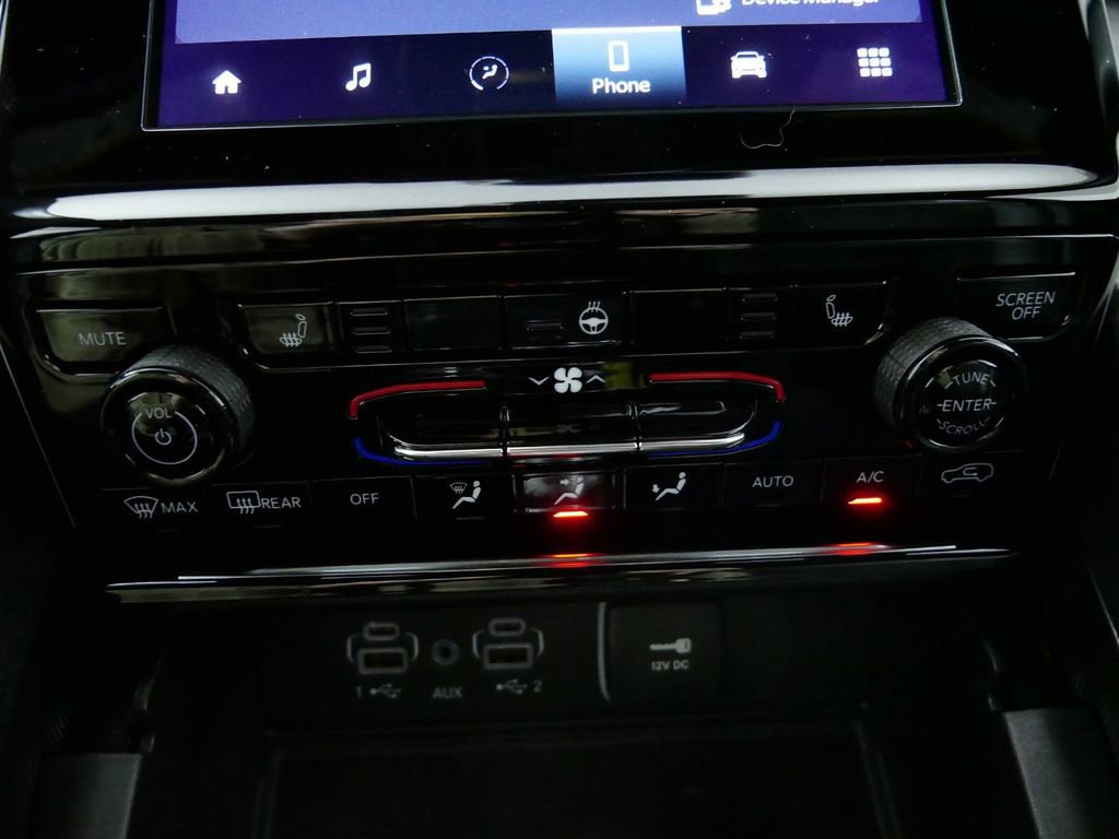 Certified 2024 Jeep Grand Cherokee Altitude image 46