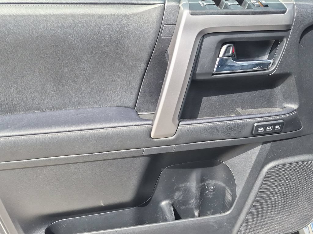 Used 2024 Toyota 4Runner Limited AWD/4WD image 11