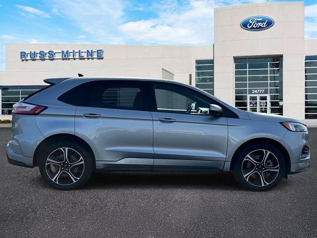 Used 2023 Ford Edge ST w/ Equipment Group 401A AWD/4WD image 2