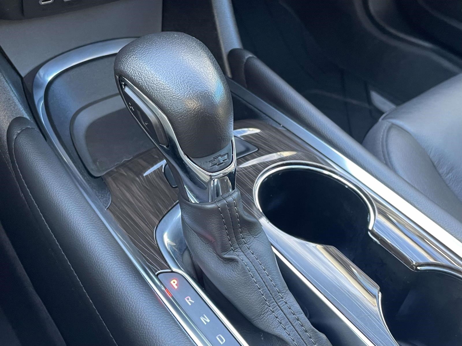 Used 2022 Chevrolet Malibu Premier image 35