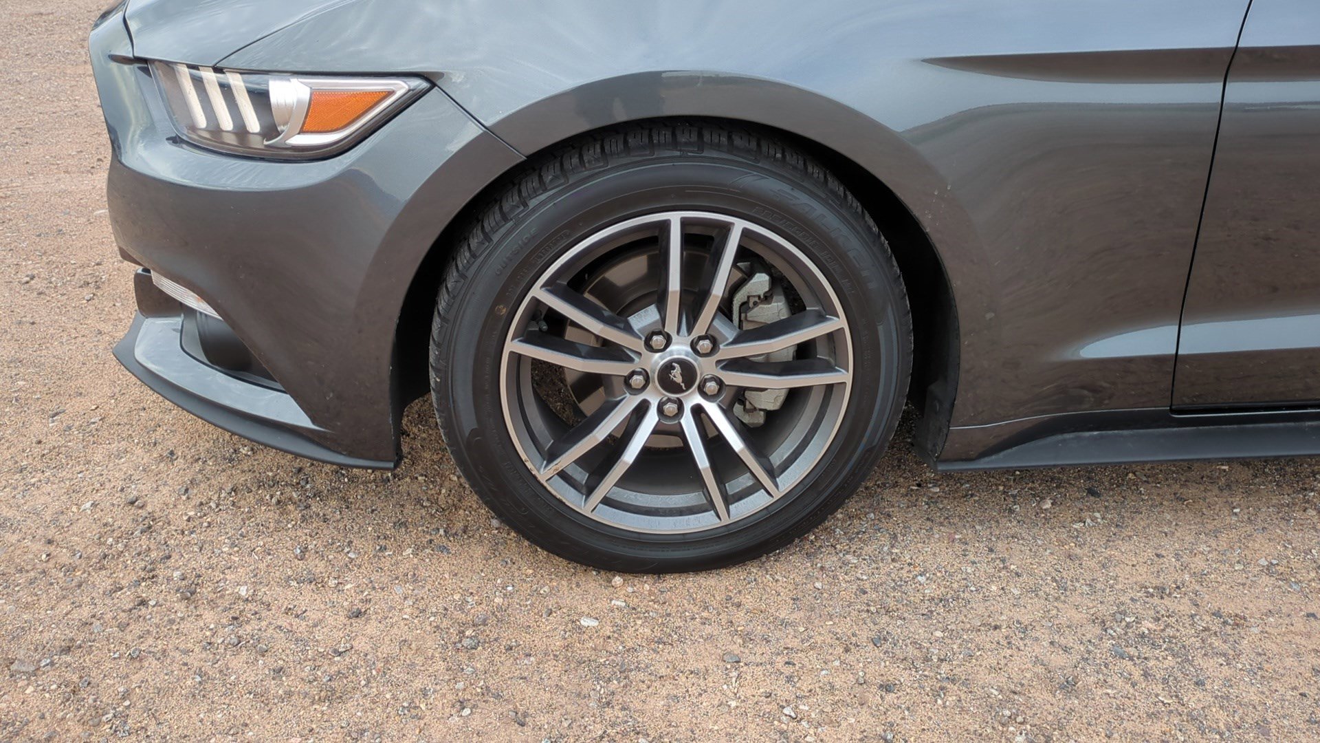 Used 2017 Ford Mustang Coupe image 11