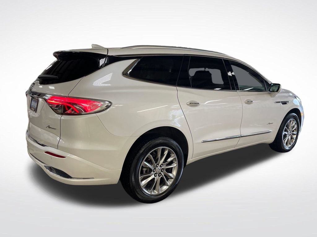 Used 2024 Buick Enclave Avenir w/ Avenir Technology Package AWD/4WD image 5