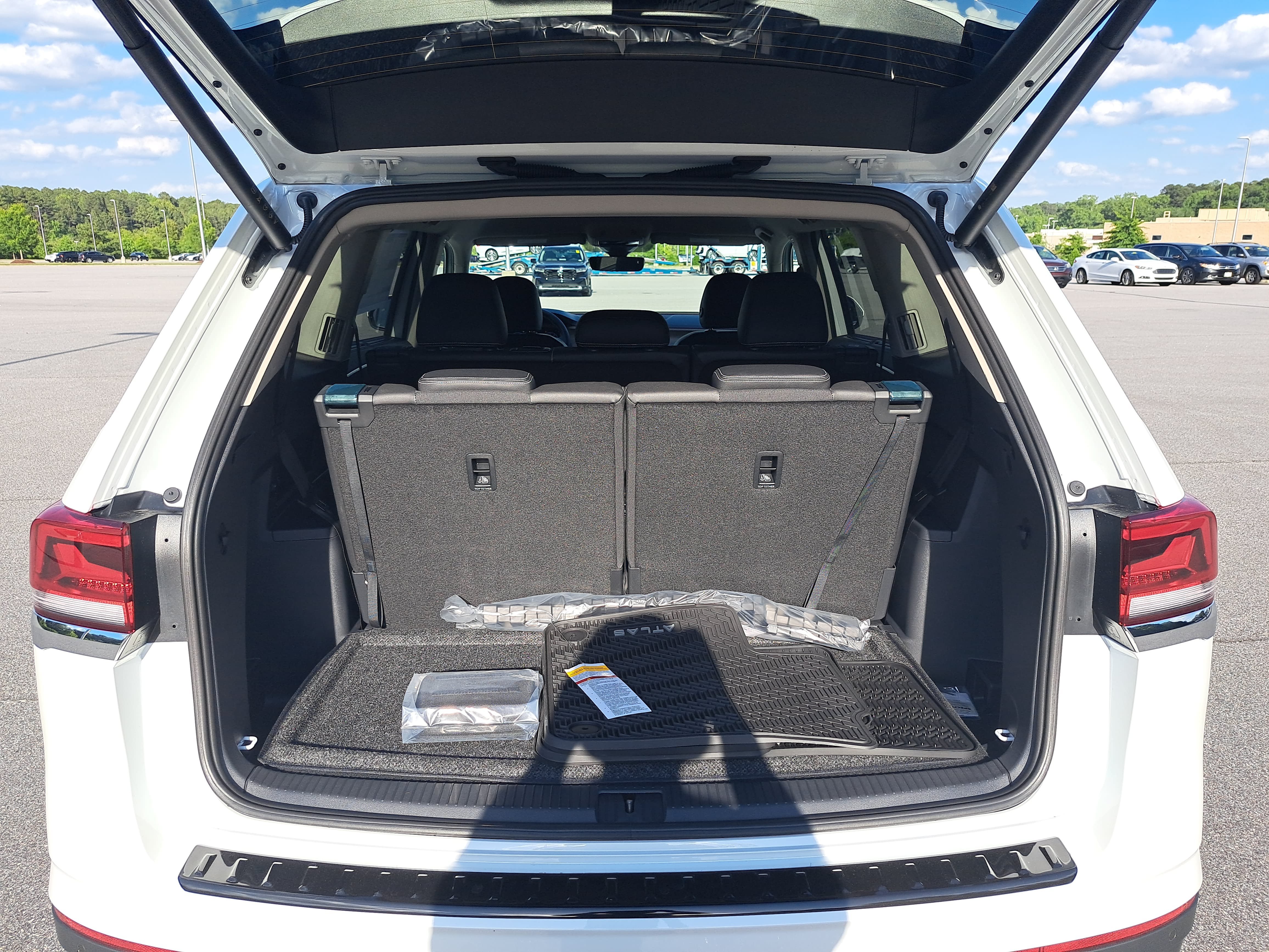 New 2026 Volkswagen Atlas SE AWD/4WD image 13