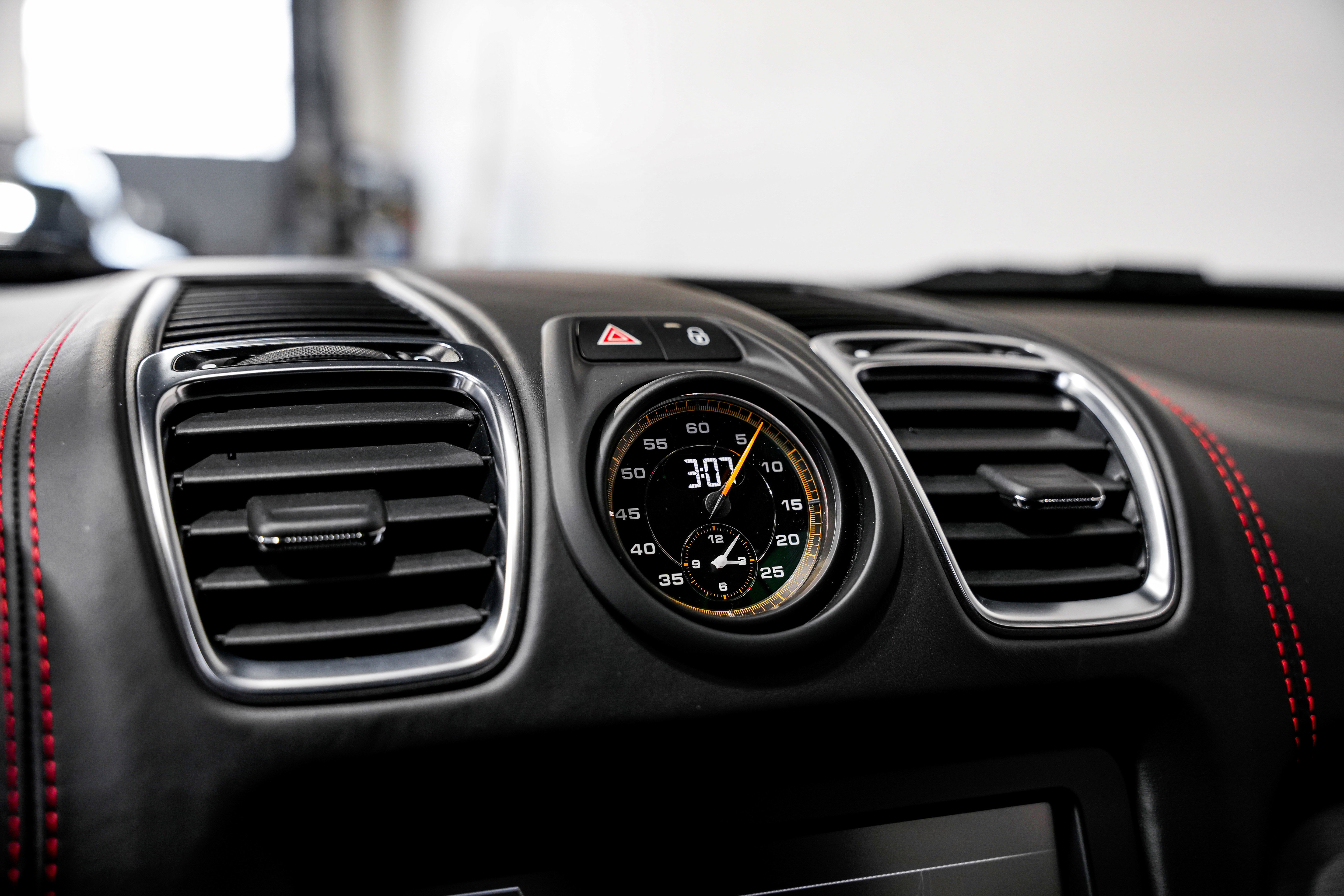 Used 2016 Porsche Cayman GT4 image 14