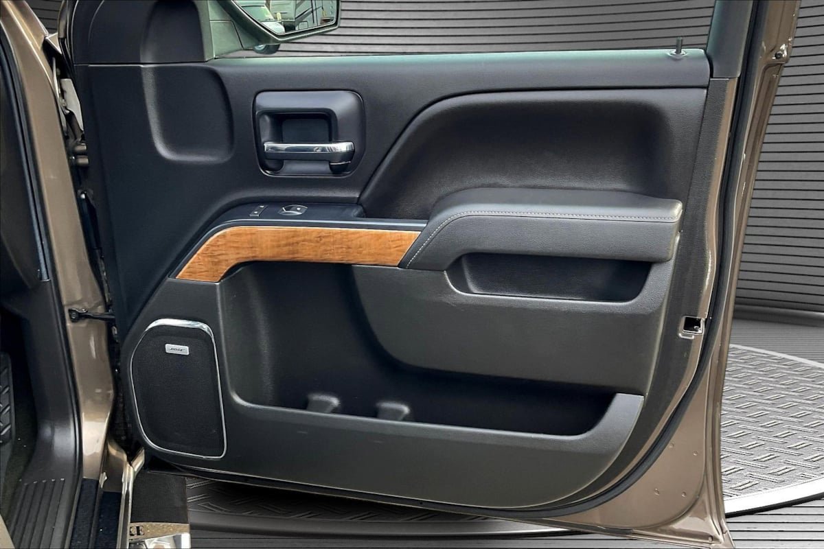 Used 2014 Chevrolet Silverado 1500 LTZ AWD/4WD image 28