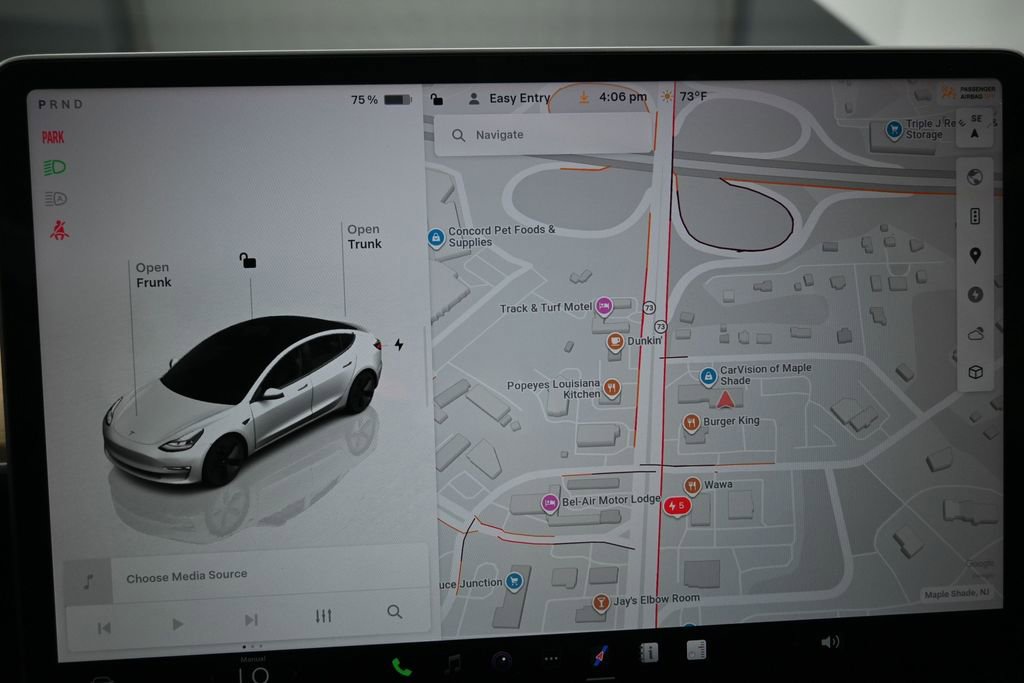 Used 2023 Tesla Model 3 Standard Range RWD image 11