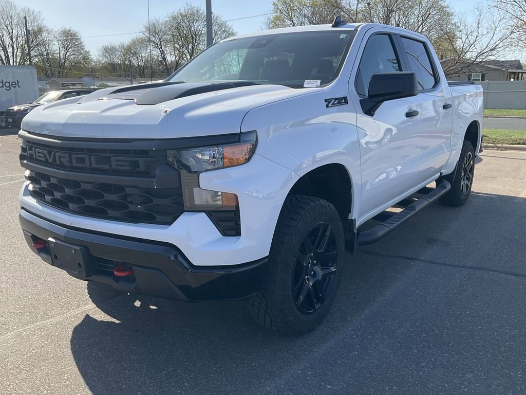 Certified 2023 Chevrolet Silverado 1500 Custom Trail Boss w/ LPO, Dark Essentials Package AWD/4WD image 30