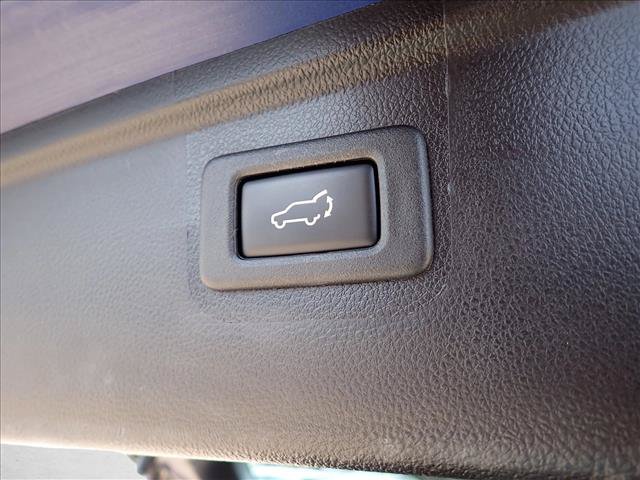 Used 2016 Subaru Outback 2.5i Premium AWD/4WD image 7