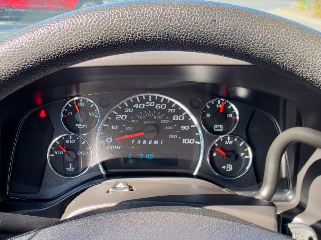 Used 2024 GMC Savana 3500 w/ Power Convenience Package RWD image 21