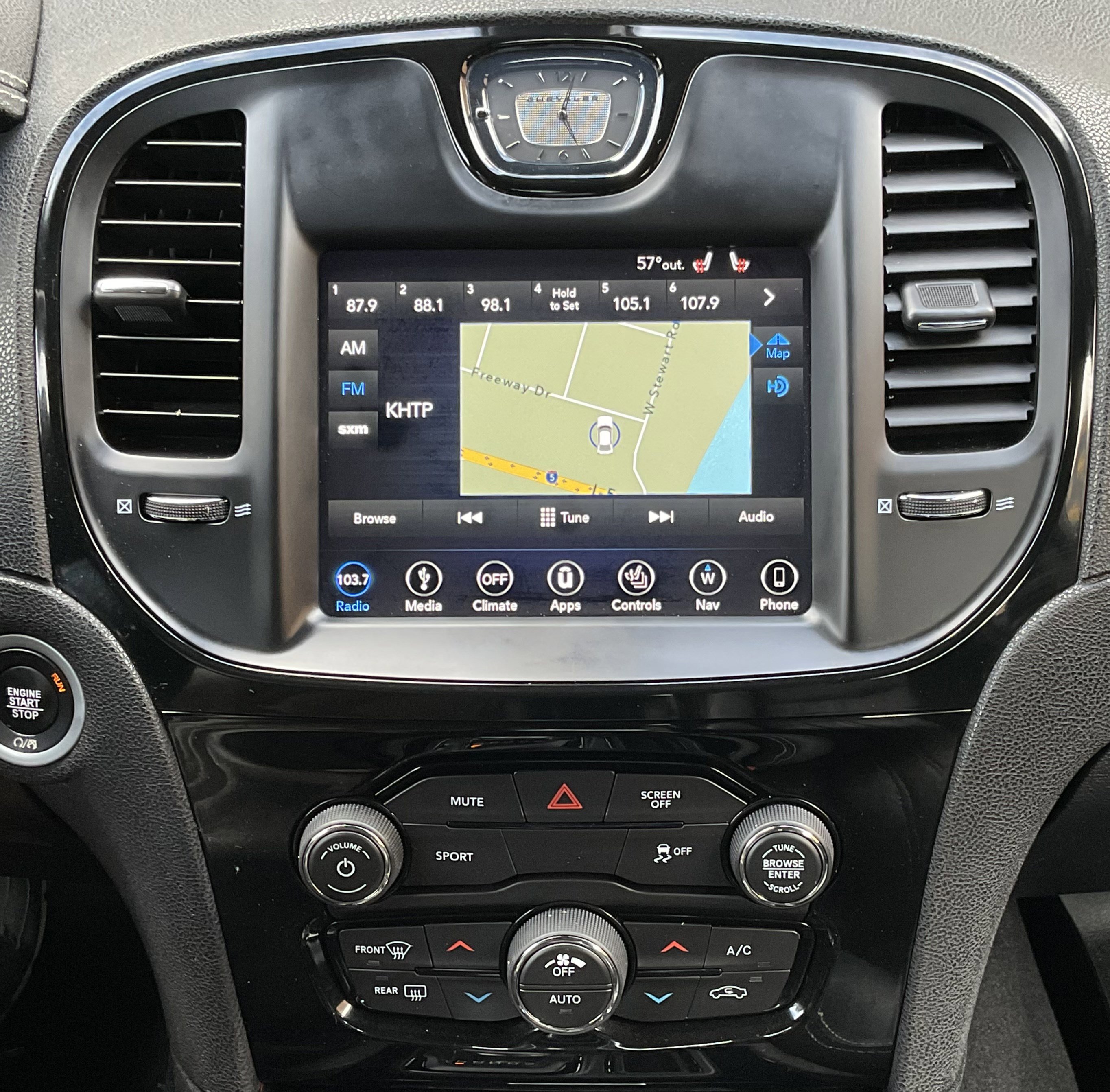 Used 2019 Chrysler 300 S AWD/4WD image 15