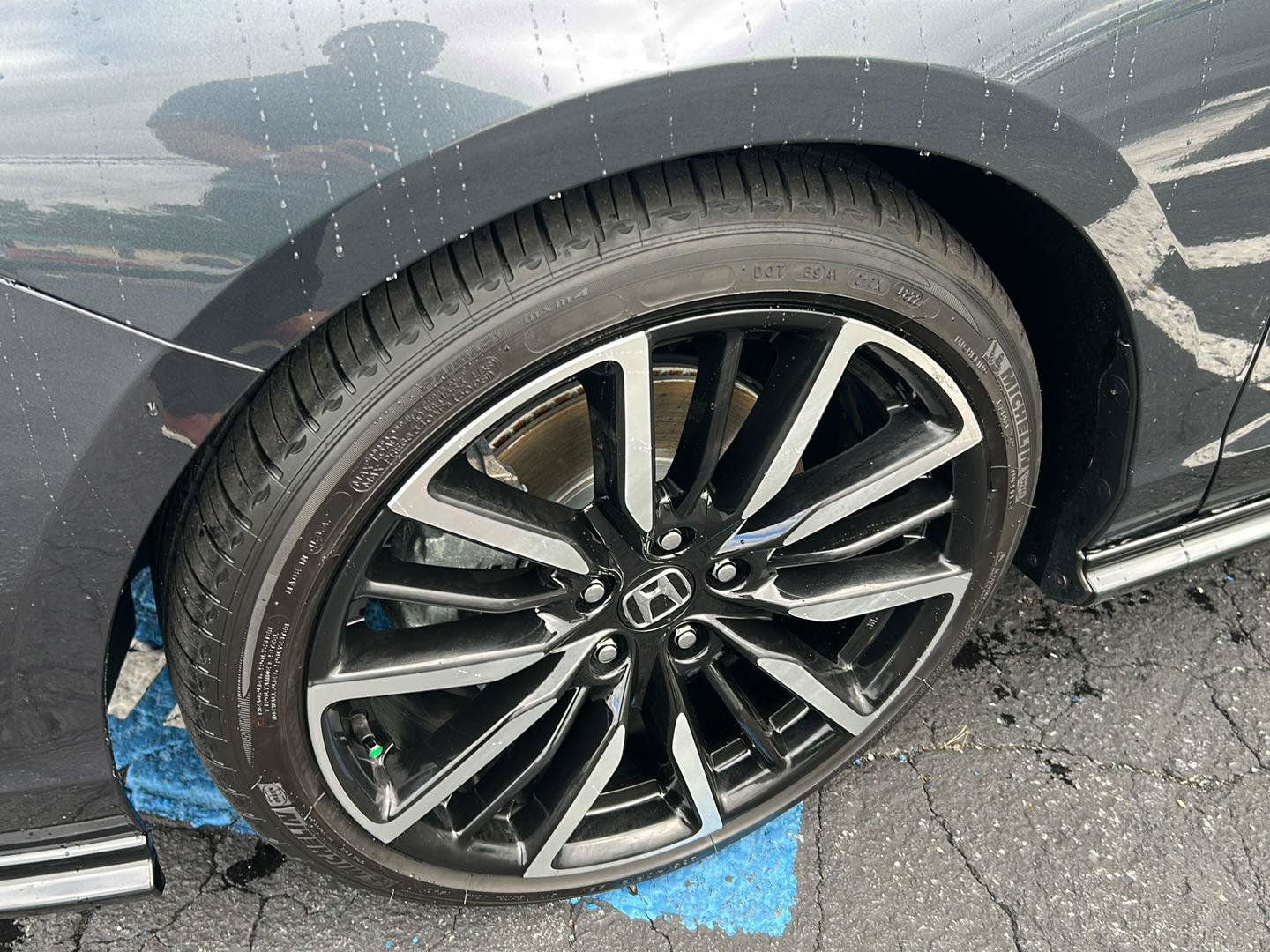 Used 2023 Honda Accord Touring image 3