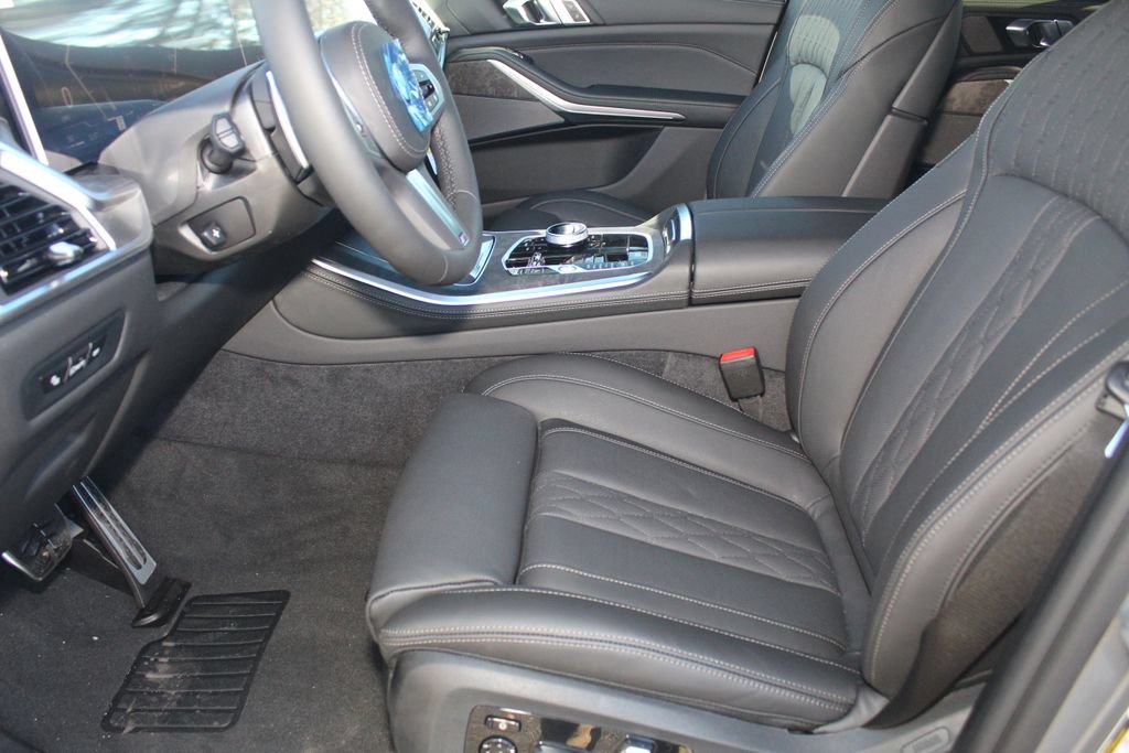 New 2026 BMW X5 xDrive40i w/ Executive Package AWD/4WD image 19