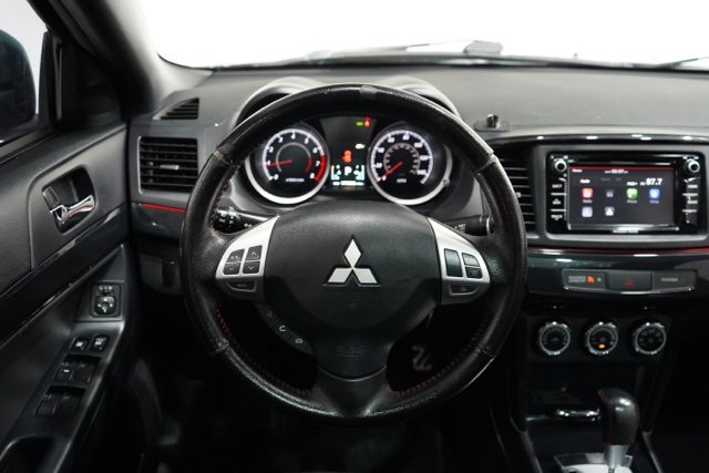 Used 2017 Mitsubishi Lancer ES image 12