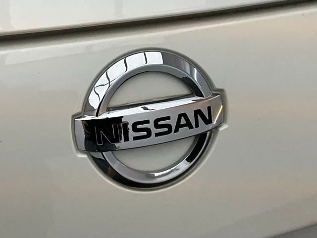 Used 2016 Nissan 370Z Coupe RWD image 22