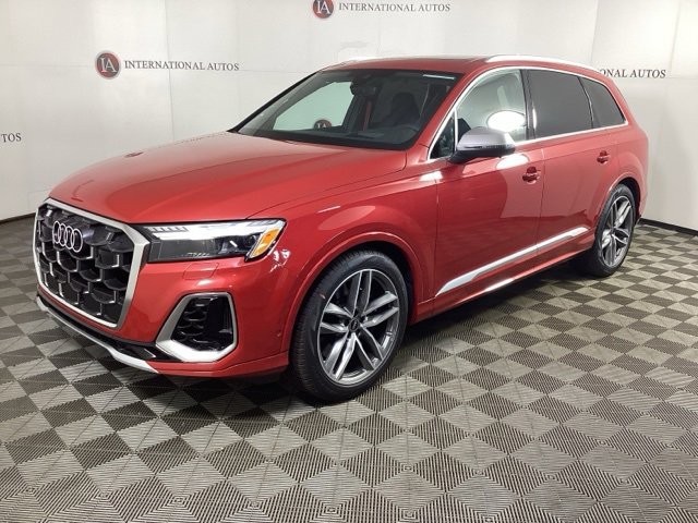 New 2025 Audi SQ7 Prestige