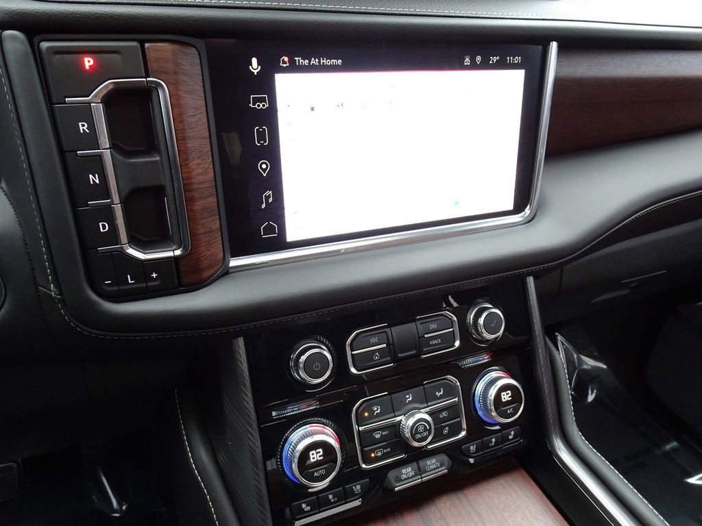 Used 2023 GMC Yukon Denali Ultimate w/ LPO, Floor Liner Package image 20