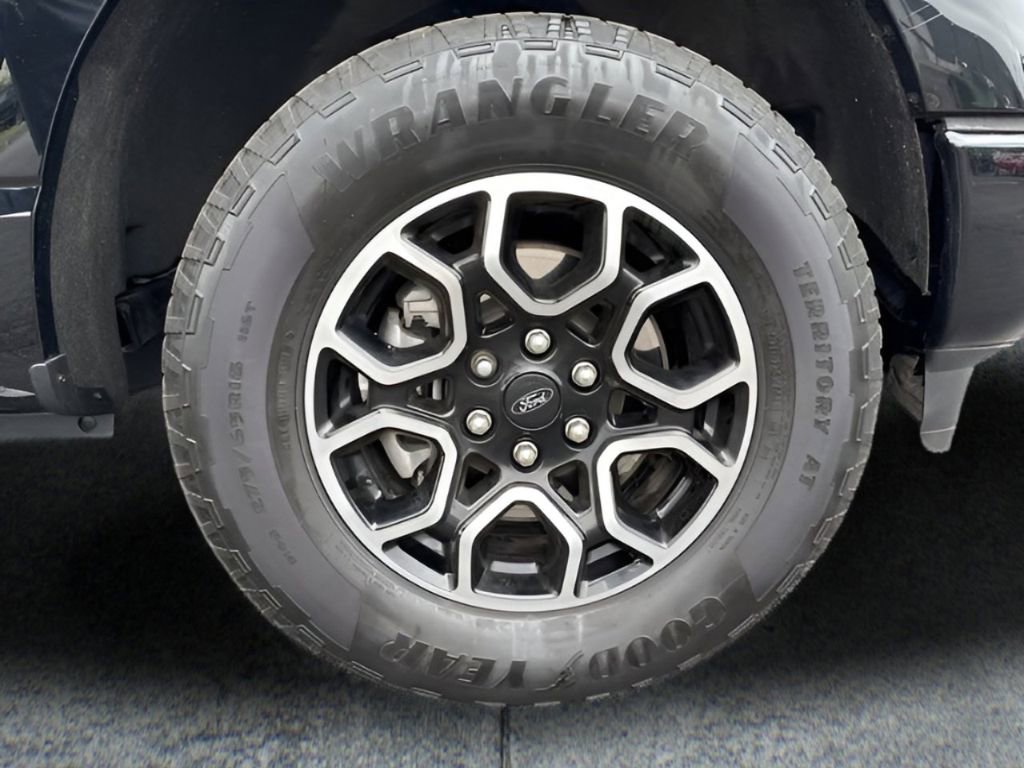 Used 2023 Ford F150 XLT w/ Equipment Group 302A High image 9