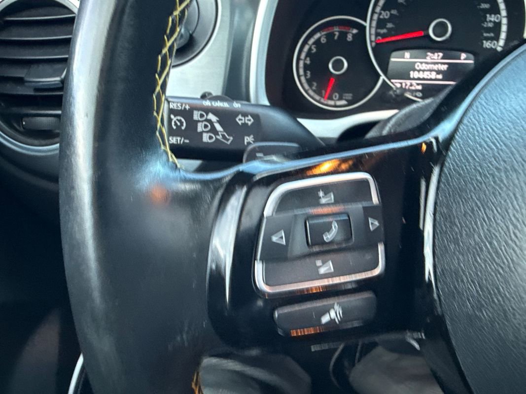 Used 2014 Volkswagen Beetle GSR image 24