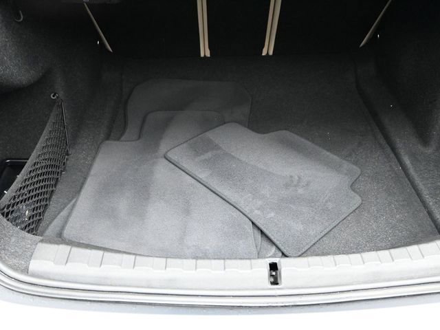 Used 2023 BMW 330i Sedan w/ Driving Assistance Package image 21