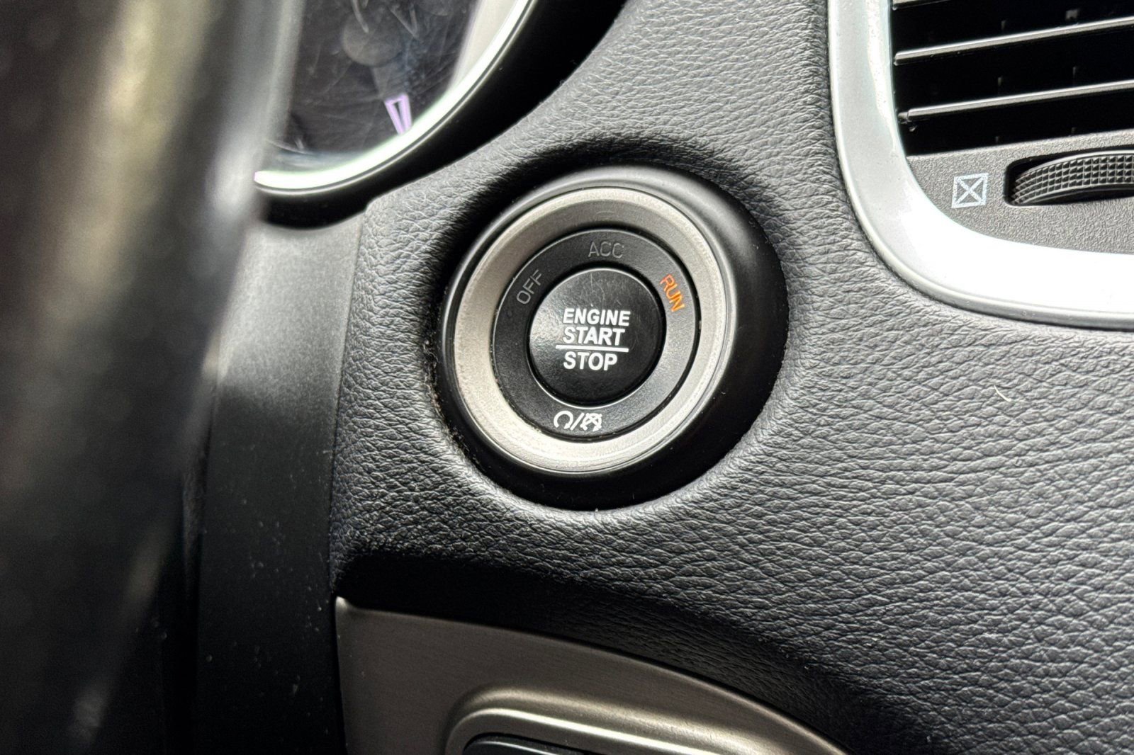 Used 2020 Dodge Durango SXT w/ Trailer Tow Group IV image 22