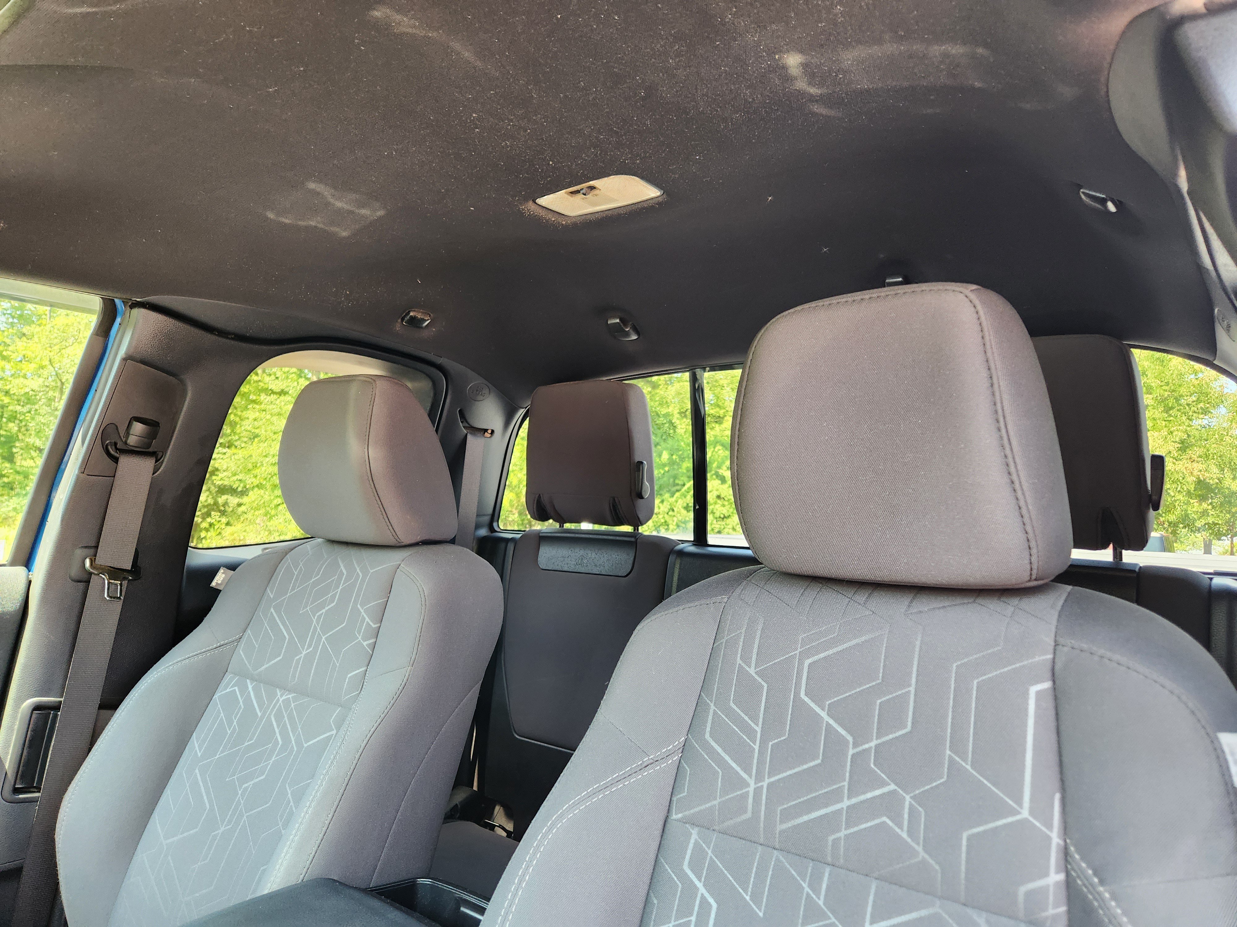 Used 2016 Toyota Tacoma TRD Off-Road w/ Premium & Technology Package AWD/4WD image 13
