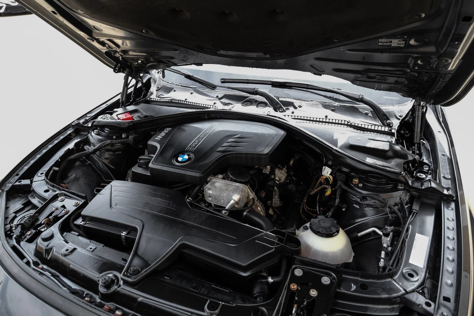 Used 2014 BMW 320i xDrive Sedan AWD/4WD image 49