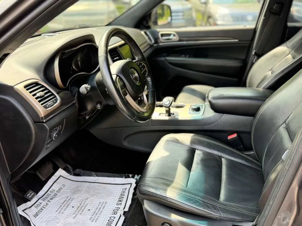 Used 2015 Jeep Grand Cherokee Limited w/ Luxury Group II AWD/4WD image 9