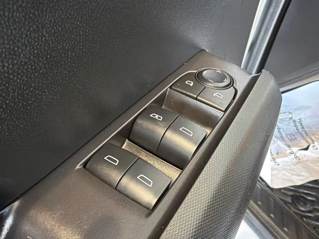 Used 2024 GMC Canyon Elevation w/ Convenience Package RWD image 19