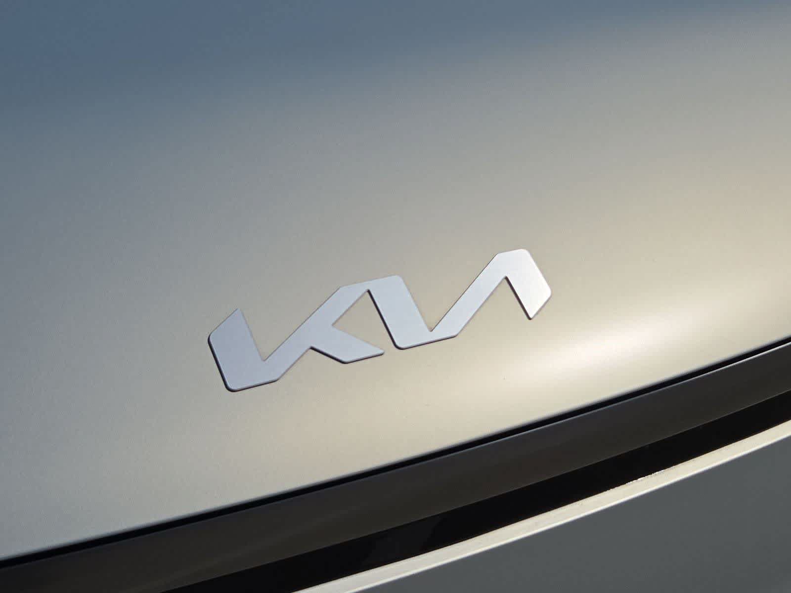 Certified 2024 Kia EV9 GT-Line AWD/4WD image 10