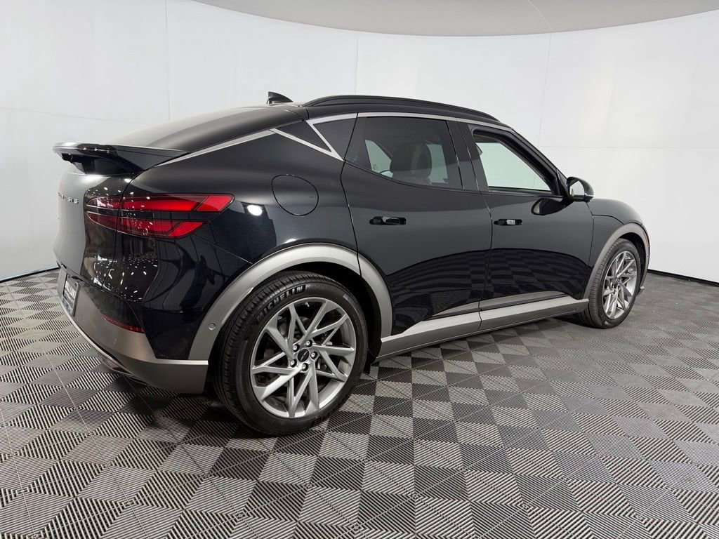 Used 2023 Genesis GV60 Advanced AWD/4WD image 5